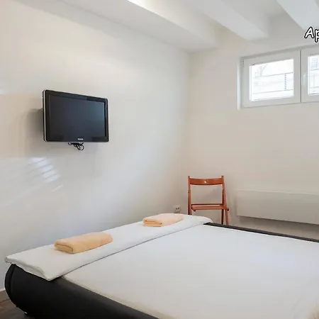 Holliday Lux Belgrad