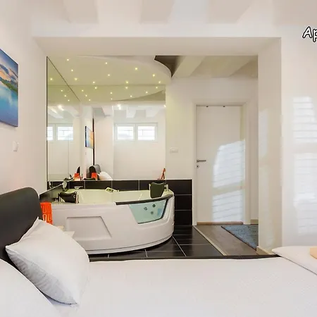 Holliday Lux Apartament Belgrad